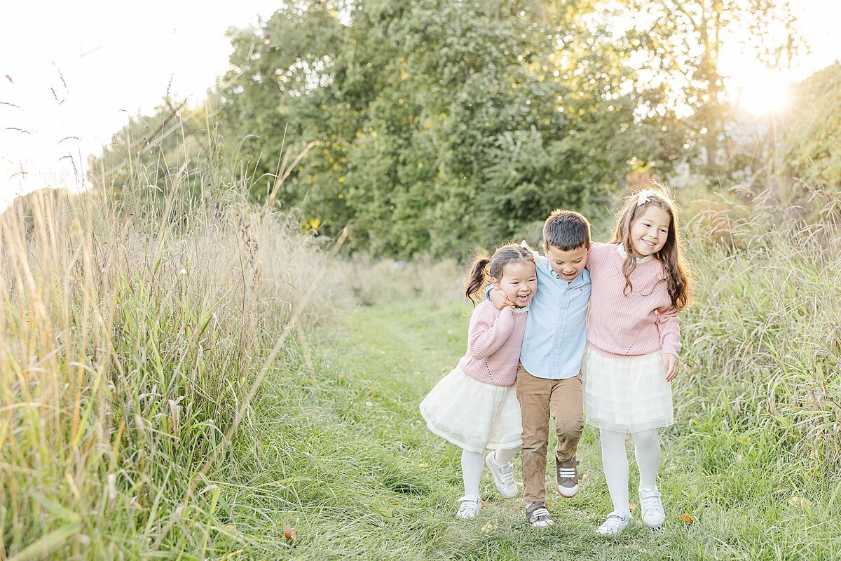 The Momming Worker Family Photo Session in Needham Massachusetts with Sara Sniderman Photography