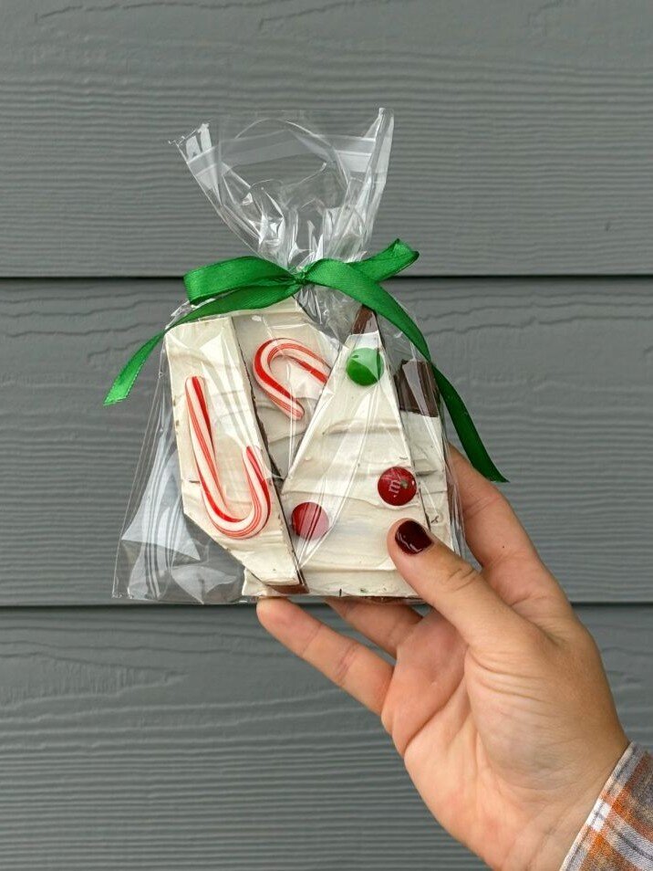 peppermint-bark-sundial-bakery-crop