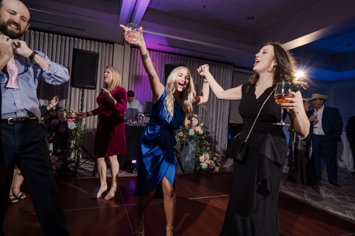 wedding venues wedding dancing