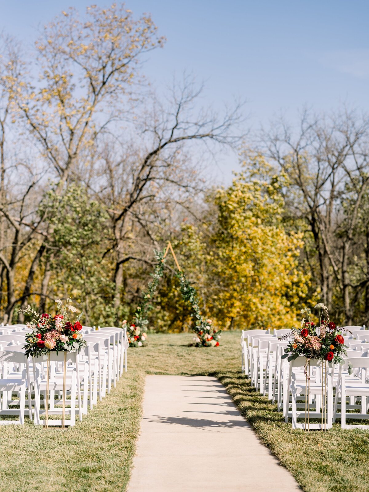 Larissa Marie Photography + The Eloise + Madison Wisconsin Wedding Venue (138) - Copy
