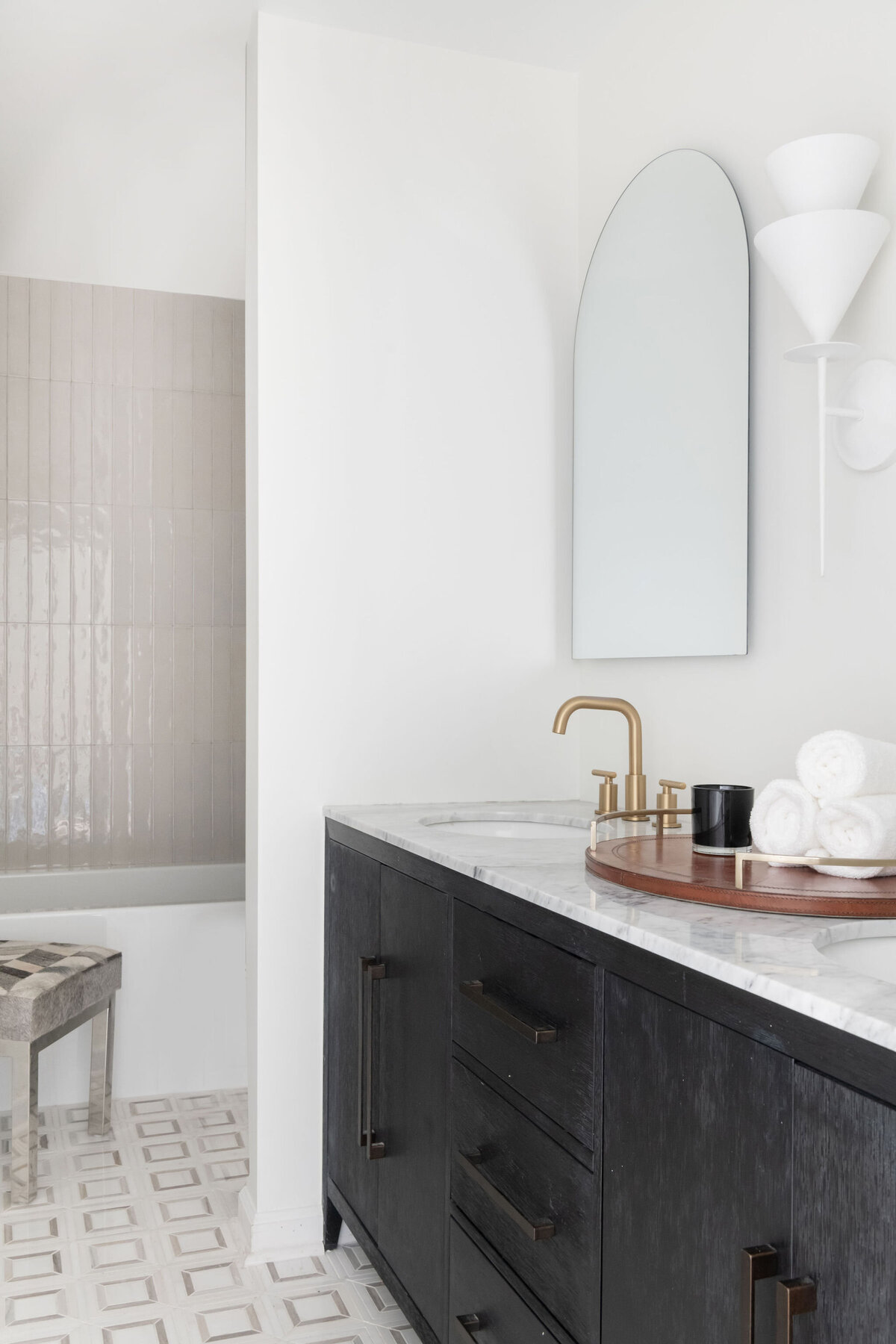 4421BelmontParkTerrace-59