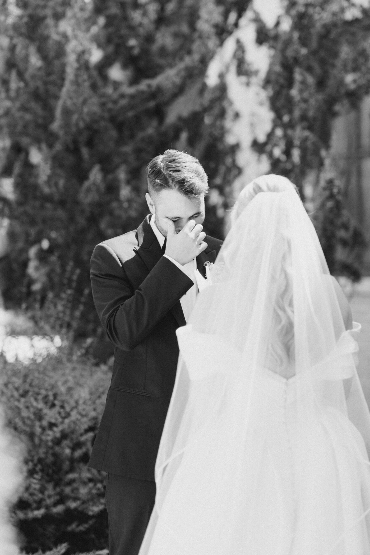 Giullianna + Sam Wedding Day Previews with Tanika Jane Photography at The Bradford-50