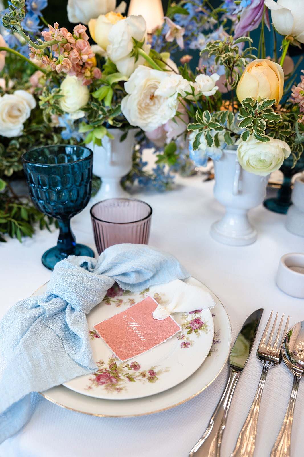 shooting-inspiration-aix-en-provence-fleurs-bleu-rose2
