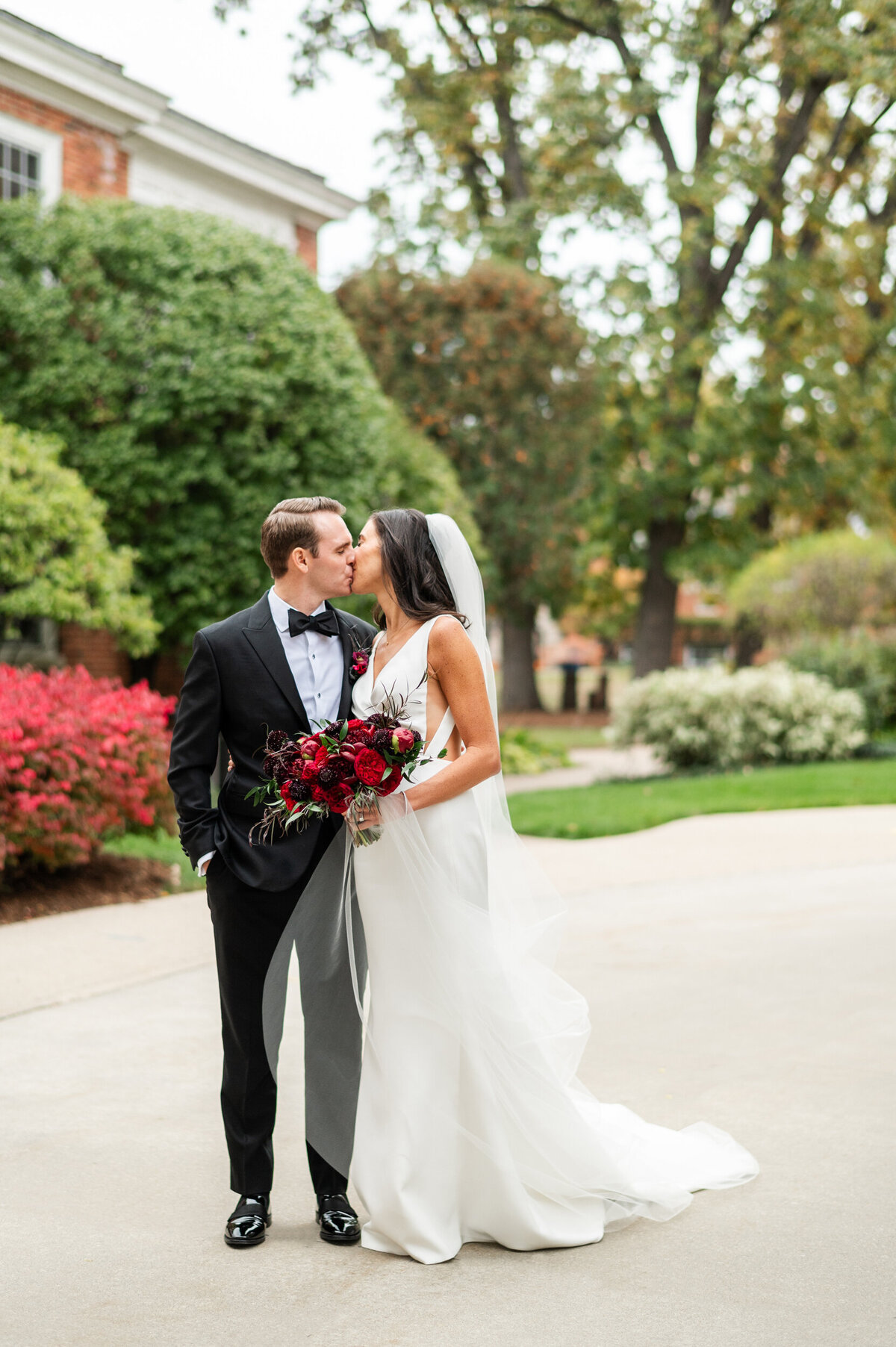 four-seasons-chicago-fall-wedding-alex-ferreri--33