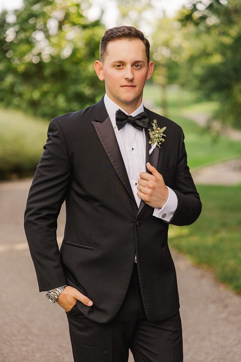 Wedding Party Portraits at Evansville Country Club200
