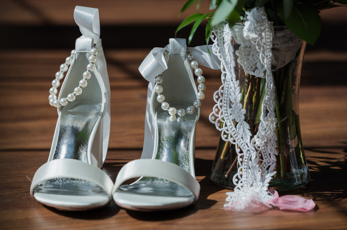 TP5_9567-bride, Godox, Staircase, Birchwood Meadows, Michigan, Ohio, Photographer, Nikon Z6ii