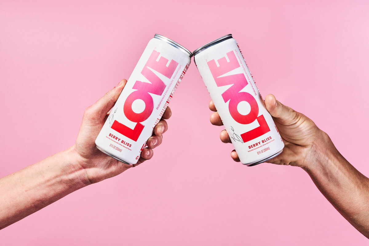 los-angeles-beverage-photographer-drinks-photography-lindsay-kreighbaum-be-love-electrolyte-drink-still-life-lifestyle-canned-drink-22
