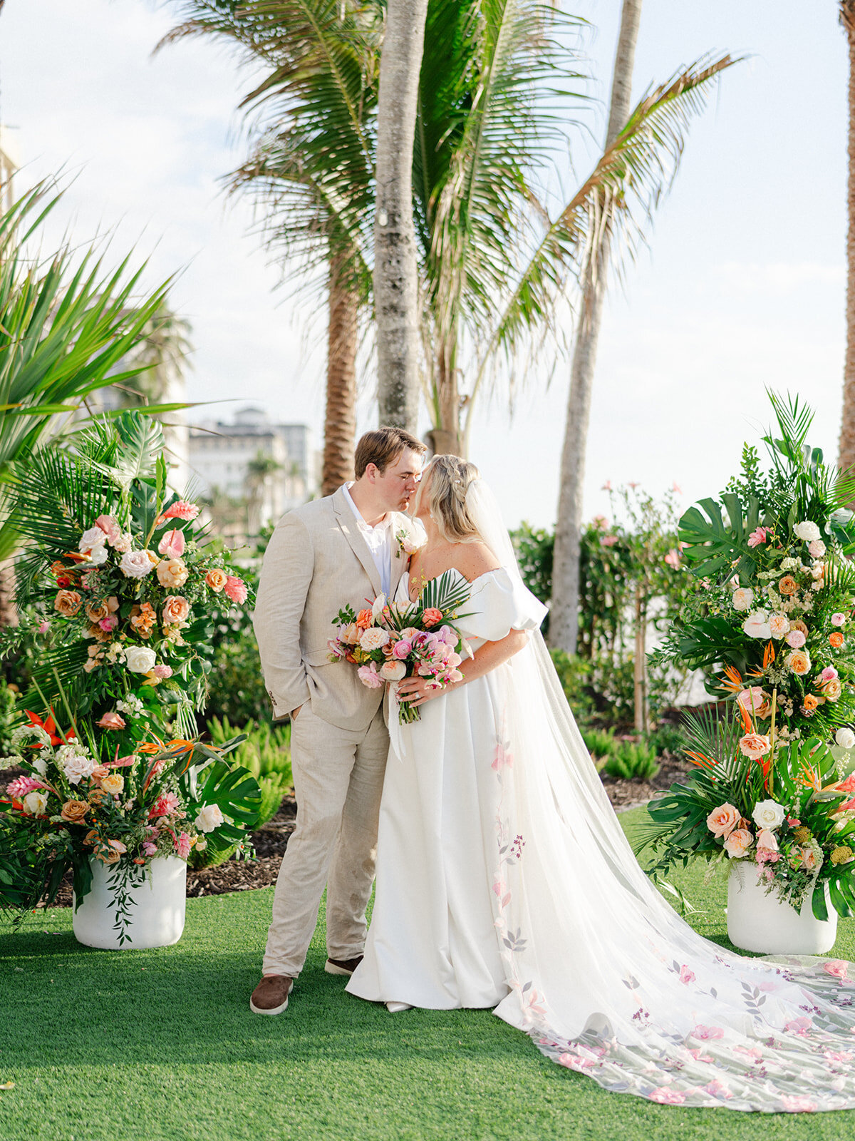 14-Madison & Chad_s Wedding _ Lauren Galloway Photography-426
