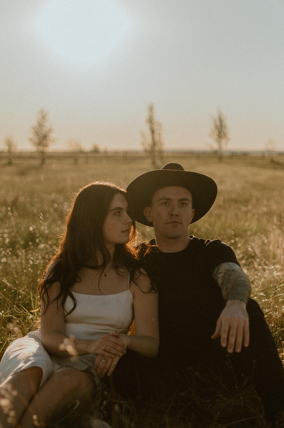 golden hour elopement portraits in the prairies