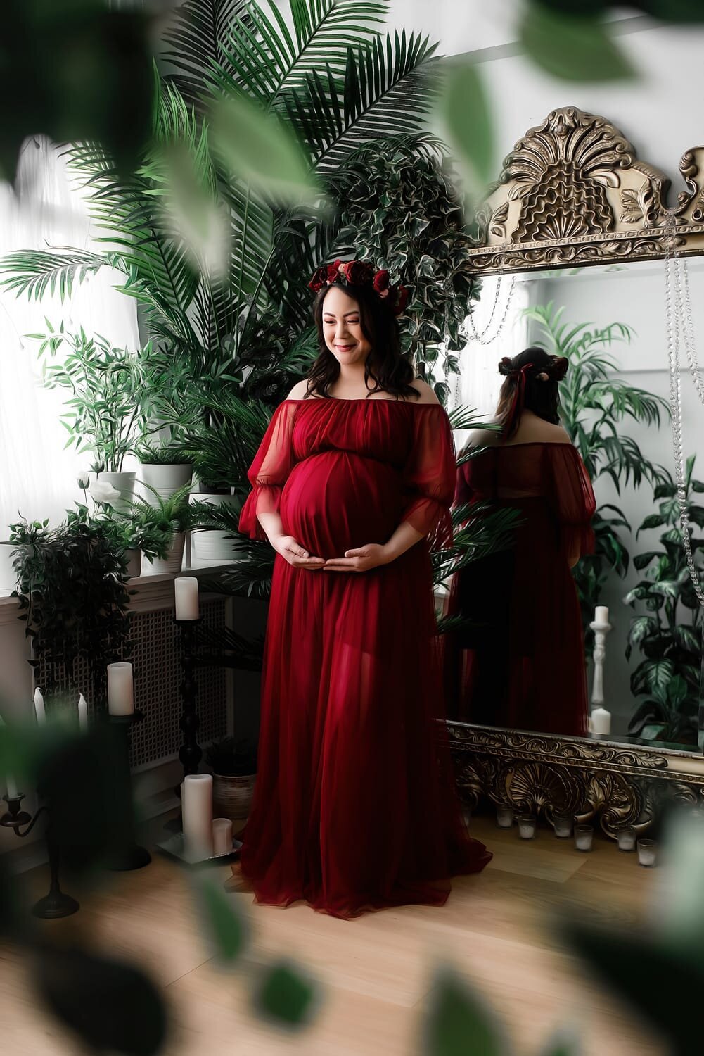 vancouver-studio-maternity-photography_red-gown-mirror-plants
