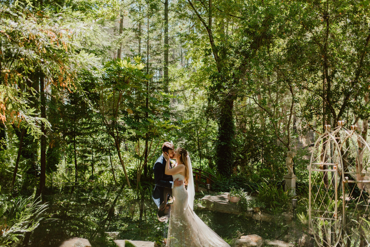 Whimsical Romantic Pythian House Cottage Wedding Santa Rosa, CA13