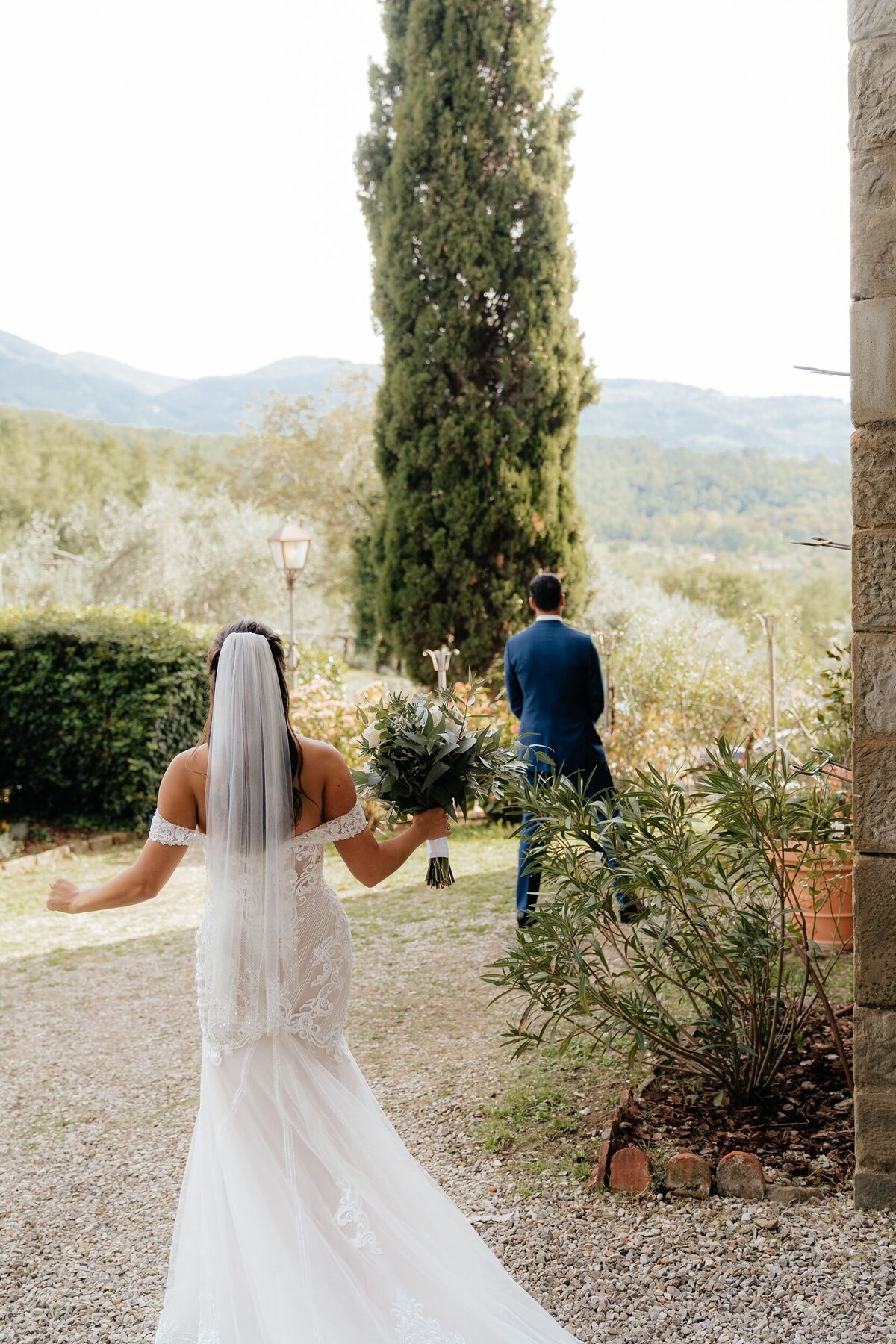 Pete-and-Brenna-Tuscany-Italy-Destination-Wedding-24