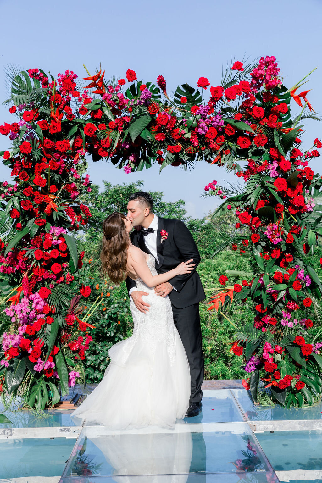 fairmont-mayakoba-wedding-newlyweds-1