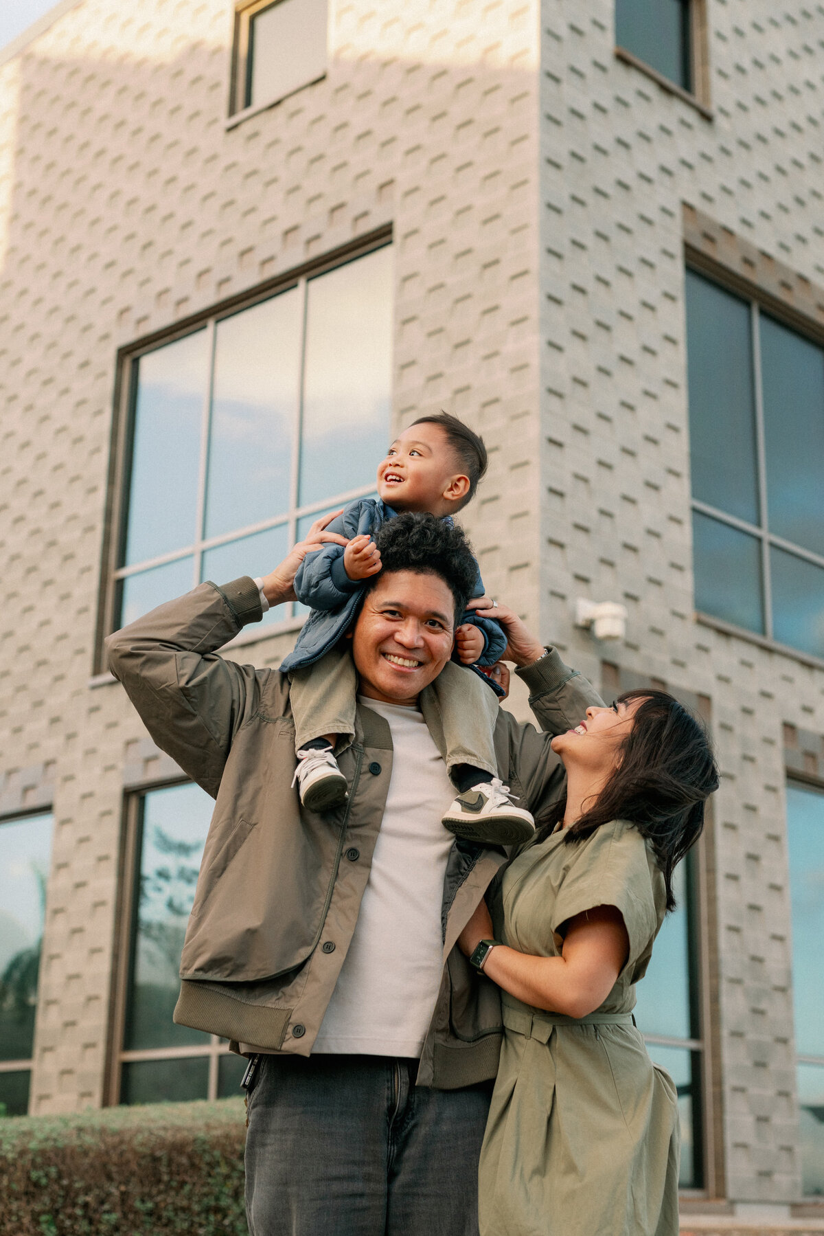 11.17.24-RibaoFamily-39