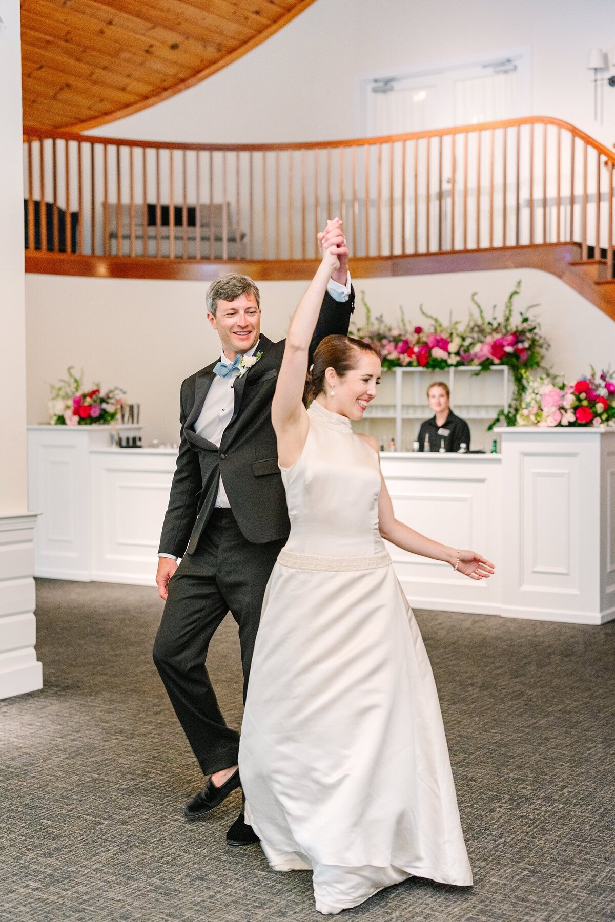 Modern_Black_Tie_Rainy_Summer_Wedding_Spruce_Point_Inn_Maine_Photography_0072