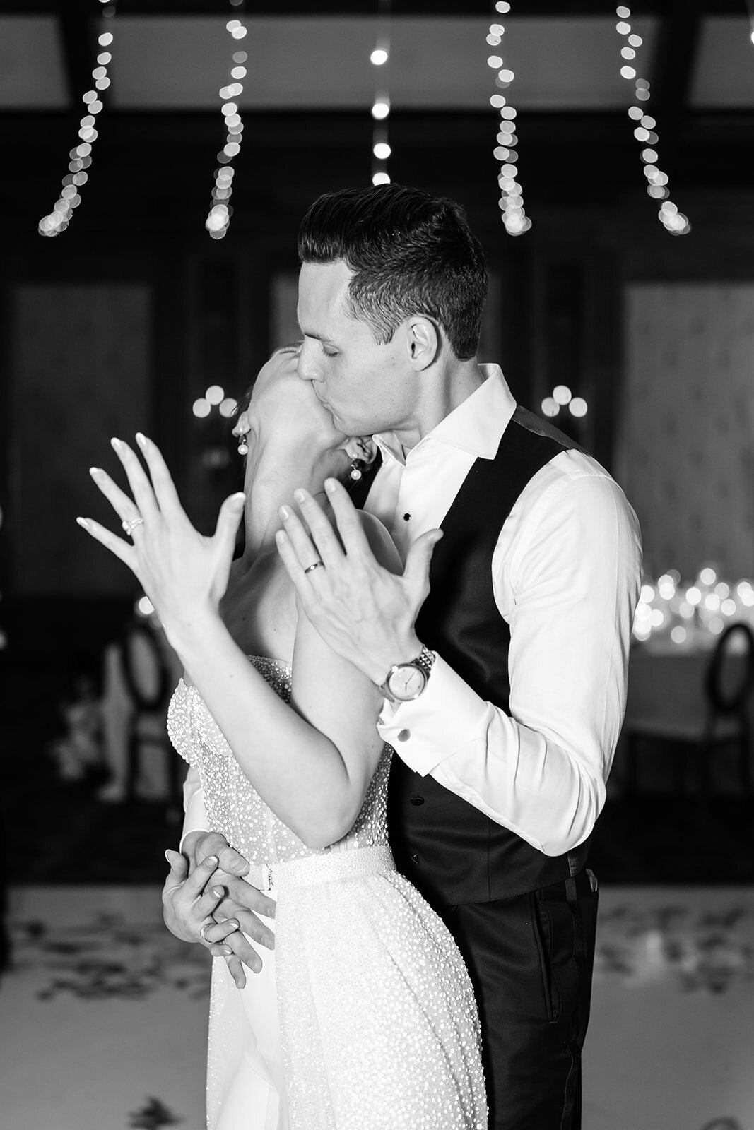 stein-eriksen-lodge-winter-park-city-wedding-pepper-nix-433L-2595bw