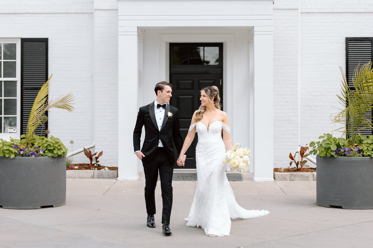 Nicole & Lucas Wedding Samples-104