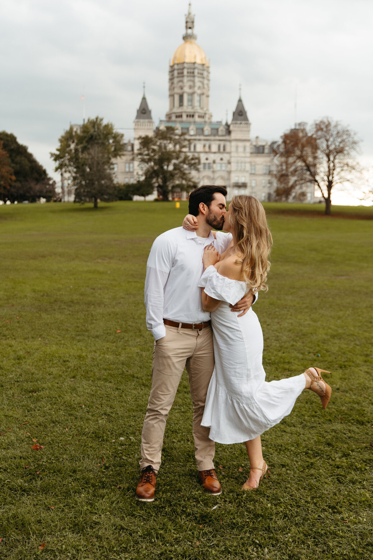 hartford-city-hall-engagement-session-116