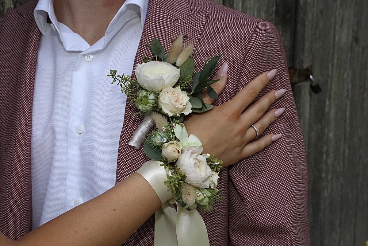 BKC4U WEDDING FLOWERS Ranunculus ribbon corsage boutonniere set
