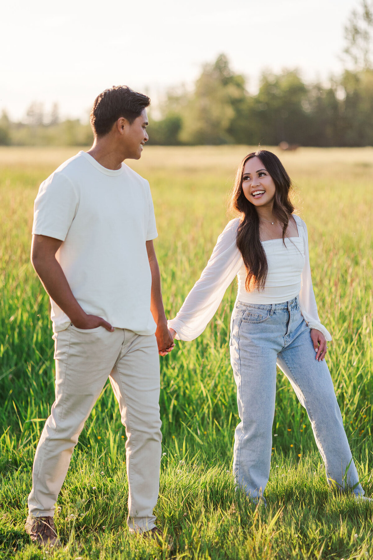Elk-Fields-Northbend-WA-Engagement-Photo-38