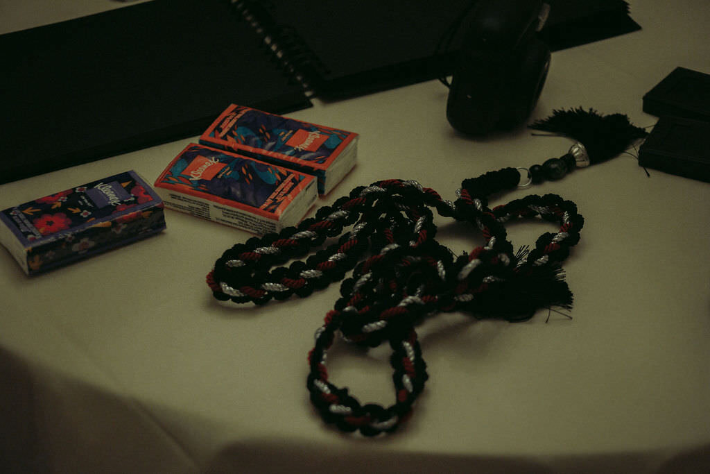 Rope and tissues laying on a table.