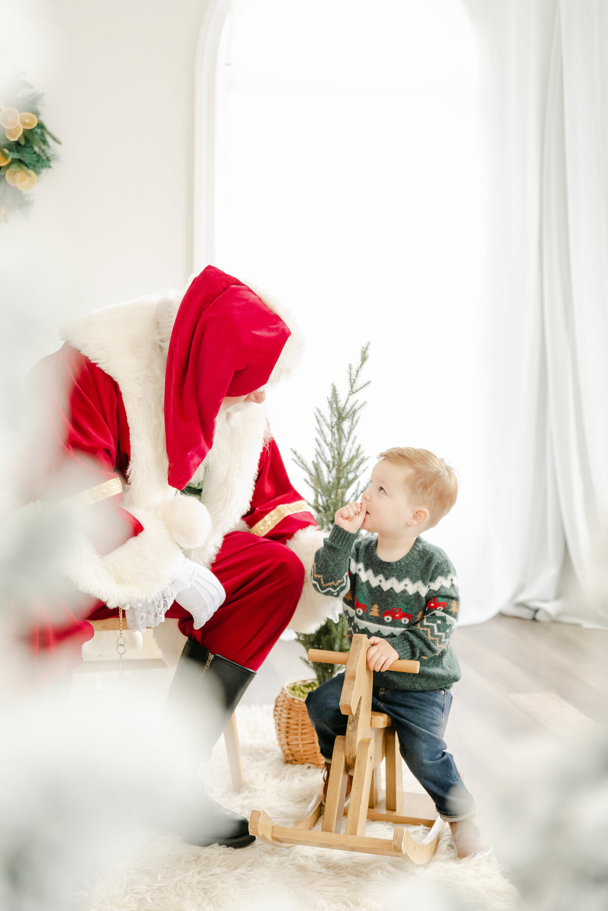 PJ_Photography_Santa23_Holland,Allison-32