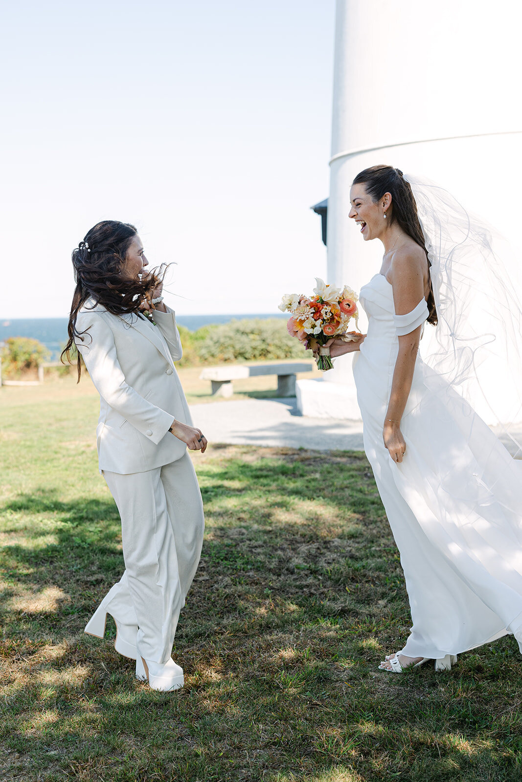 MarthasVineyardWedding_FirstLook_AbbeyAsh_SamBrooks-13