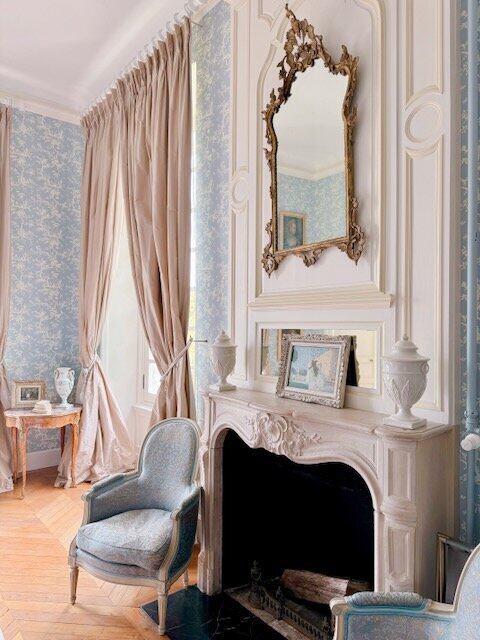 Luxury-Retreat-Chateau-France-Molly-Carr - 7