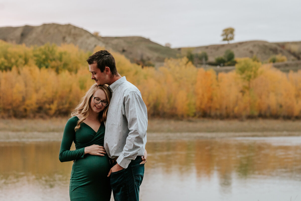 Pavan Park Maternity Session