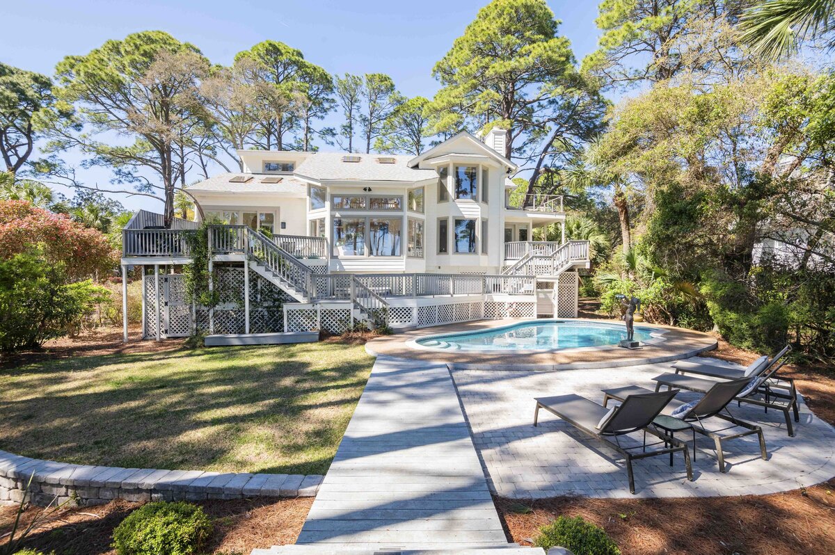 exterior real estate photo
