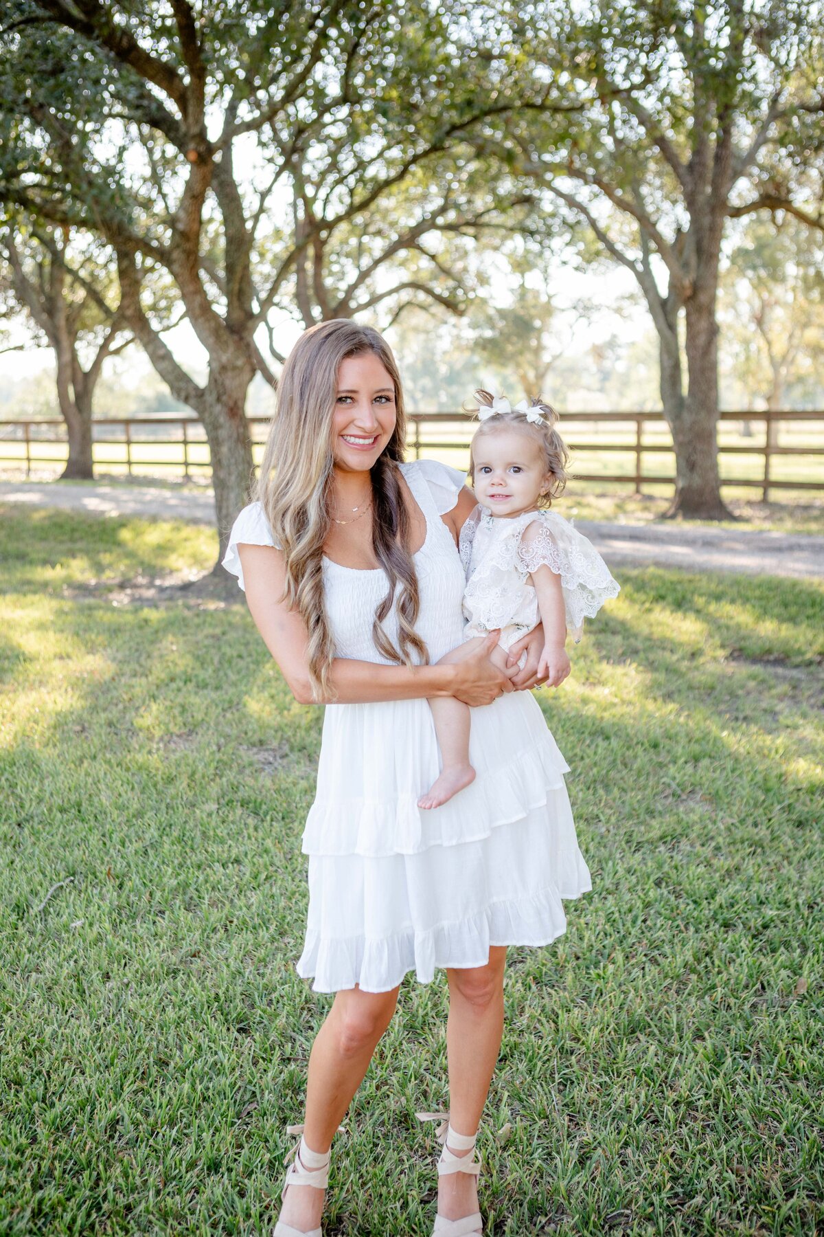 Houston-TX-fall-mini-session-Sweet-P-Farm-Magnolia-and-grace-photography-co-ClaudiaB# (1)-15
