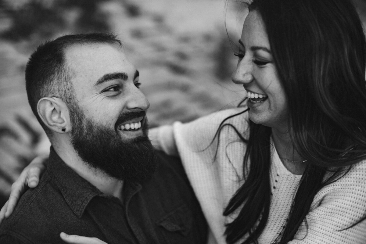 manitowoc-point-beach-state-park-engagement-nikki-n-photography-104