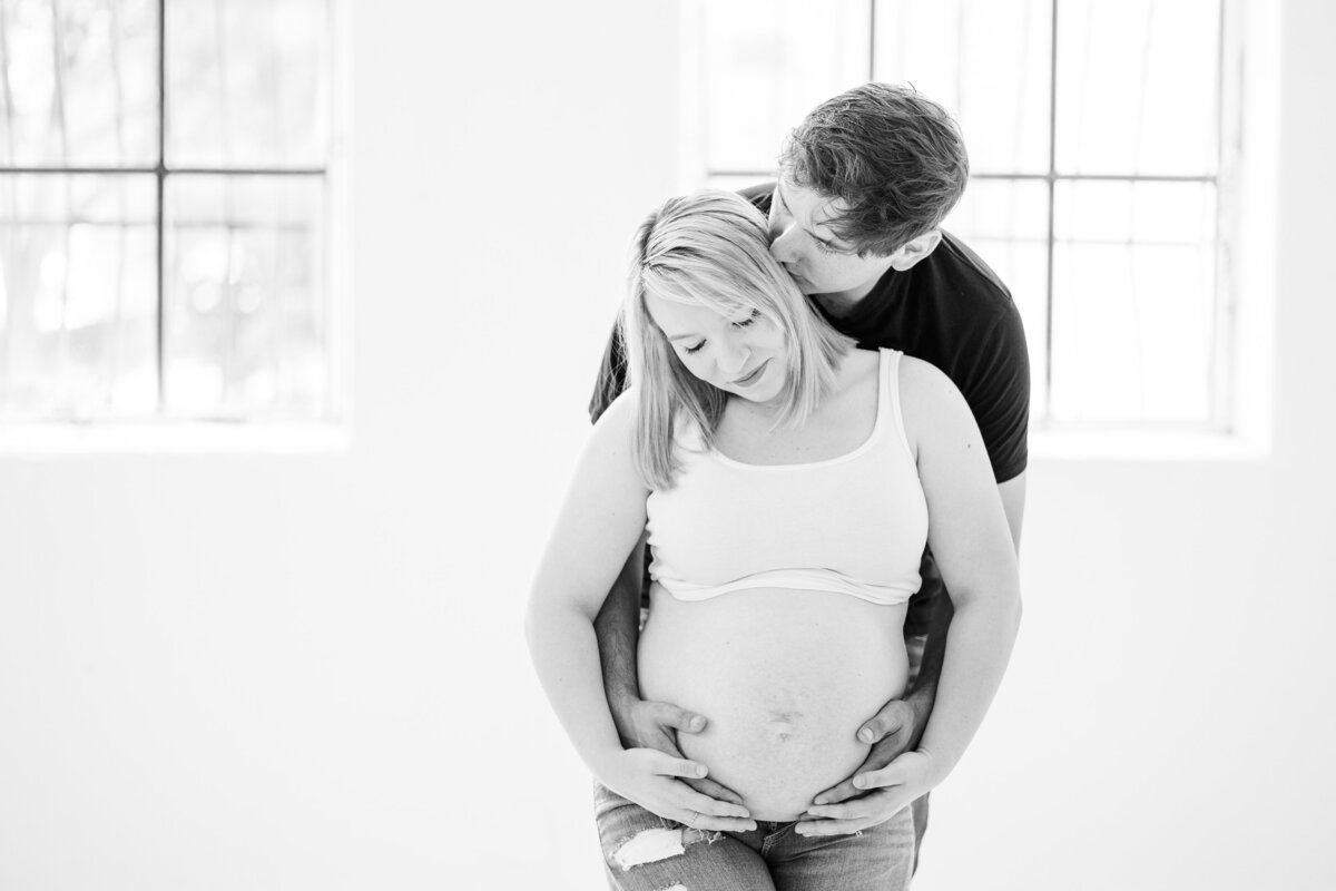 fort-worth-studio-maternity-photographer-natural-light-33