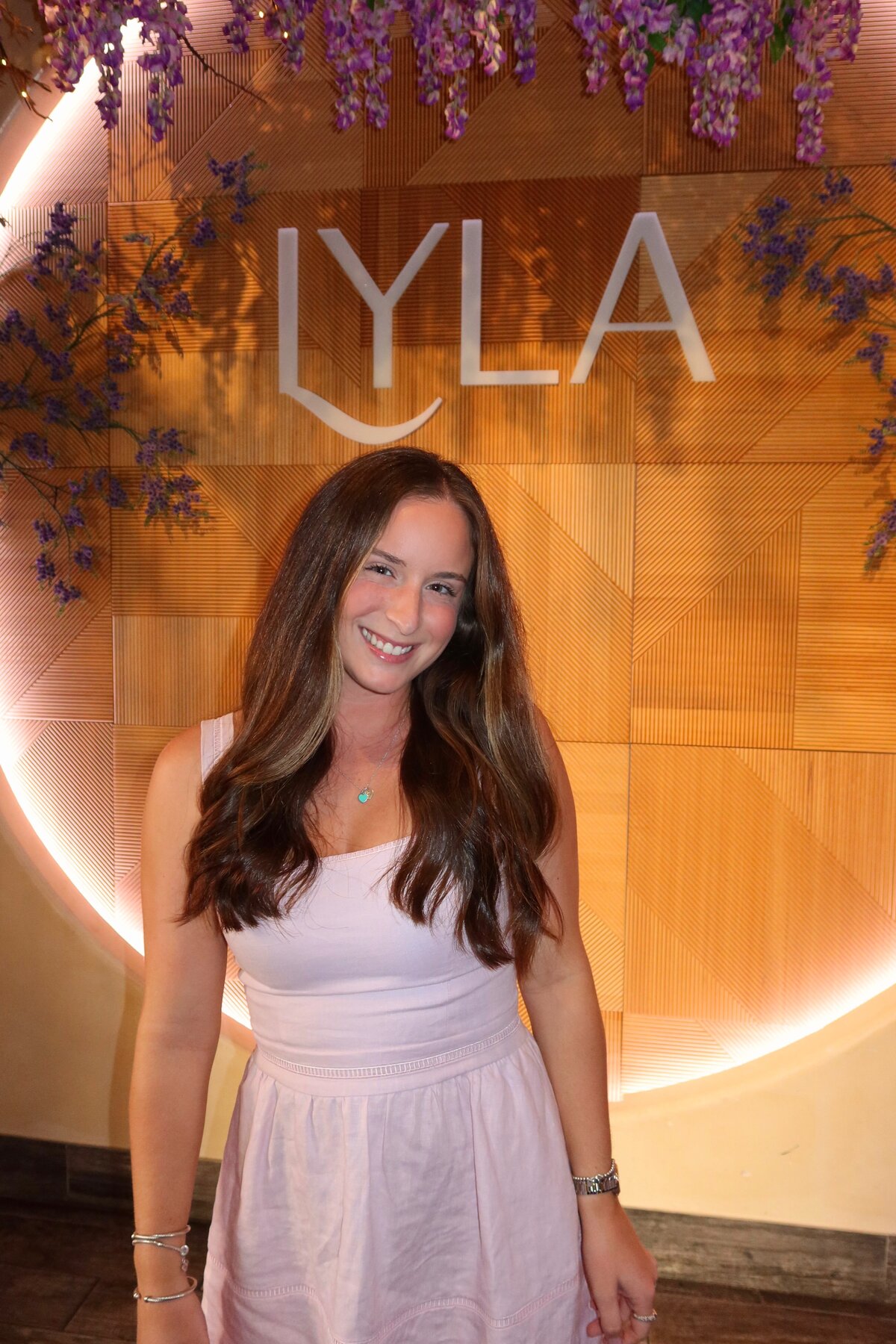 Facetune_19-10-2025-16-37-55