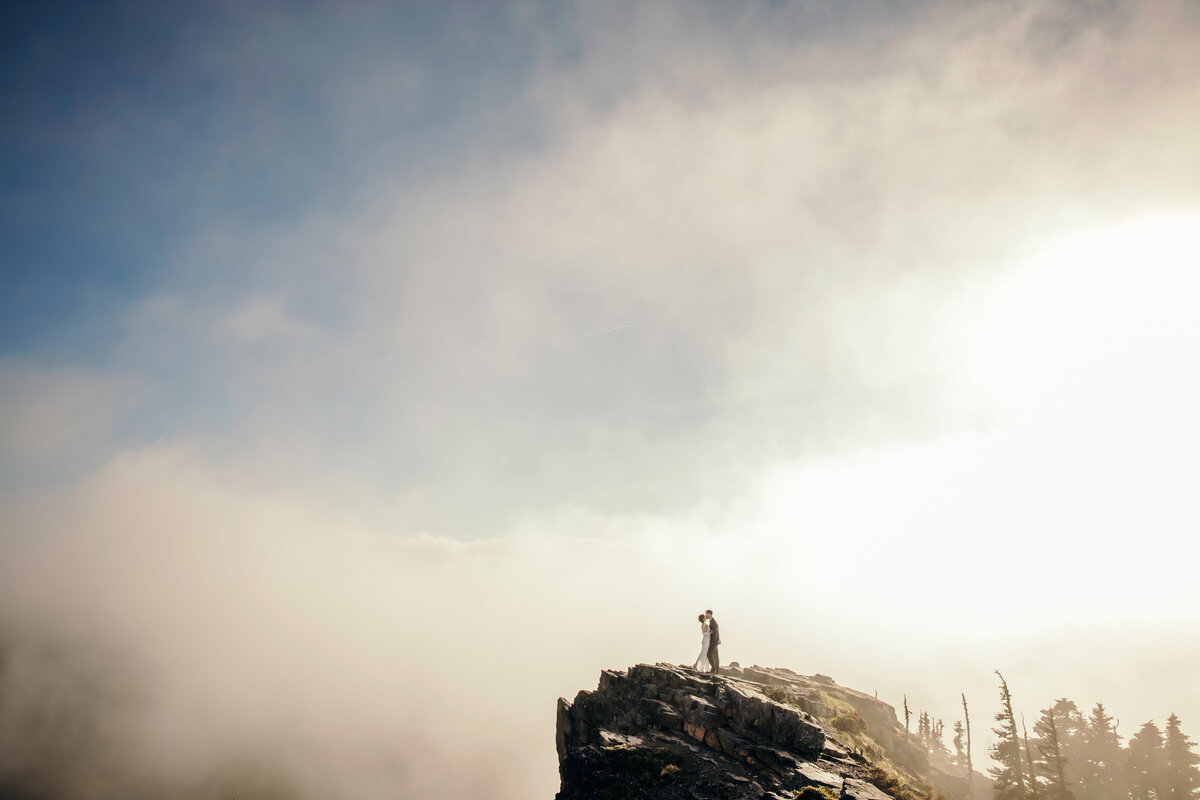 Seattle-adventure-elopement-photographer-James-Thomas-Long-Photography-042