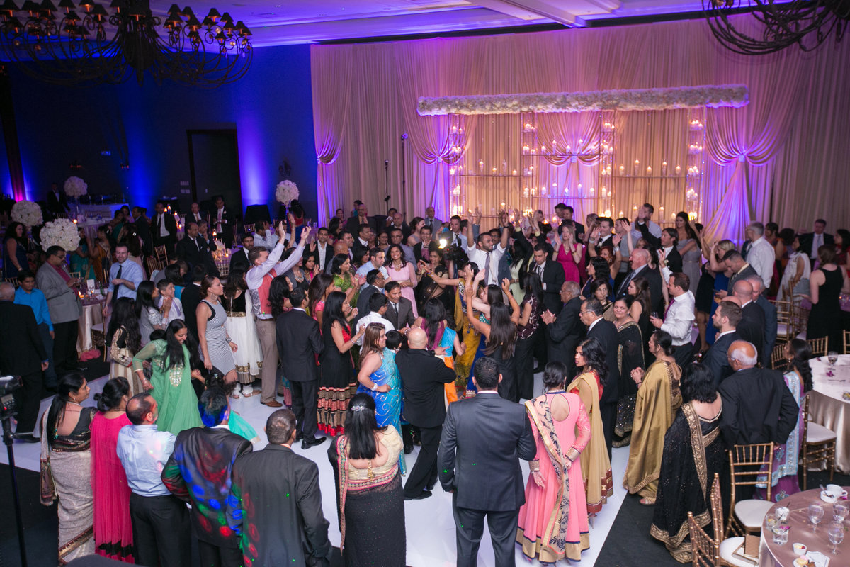 South-Asian-Wedding-Stonegate-Banquet-Center-192