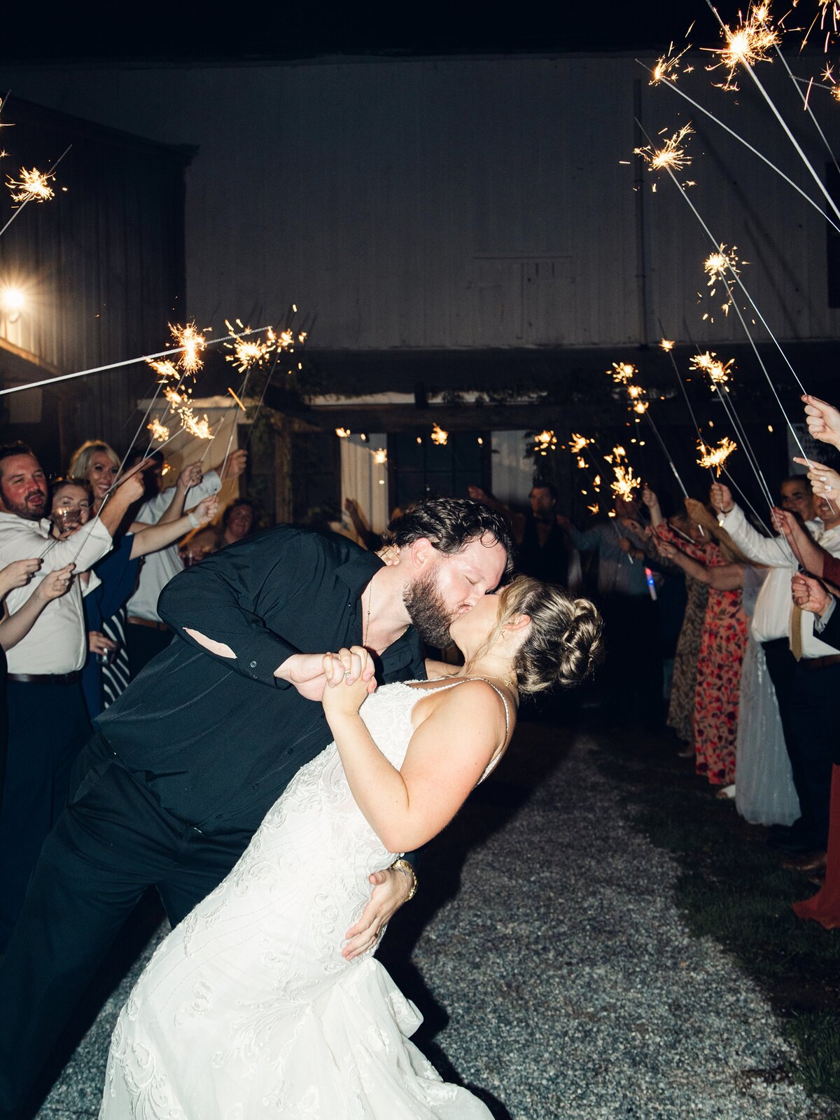 westminster-maryland-md-barn-wedding-venue-boho-chic-rustic_0360