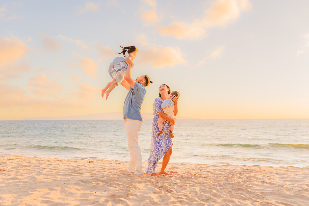 Fun-Wailea-Family-Photography