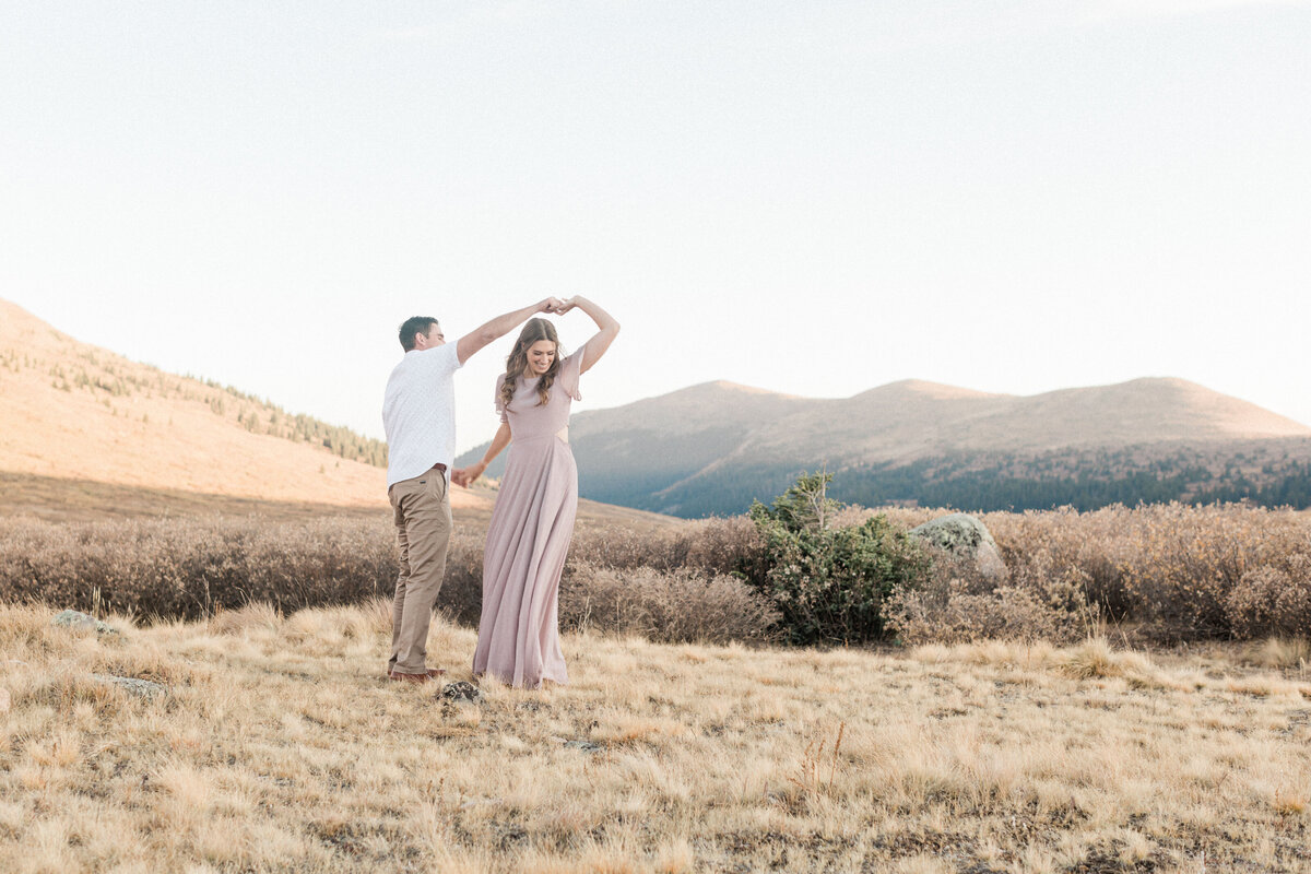 K+N_Colorado_Fall_Mountain_Engagement_Session_with_Diana_Coulter-65