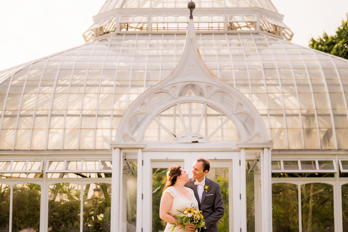 evening sunset photo outside of phipps conservatory