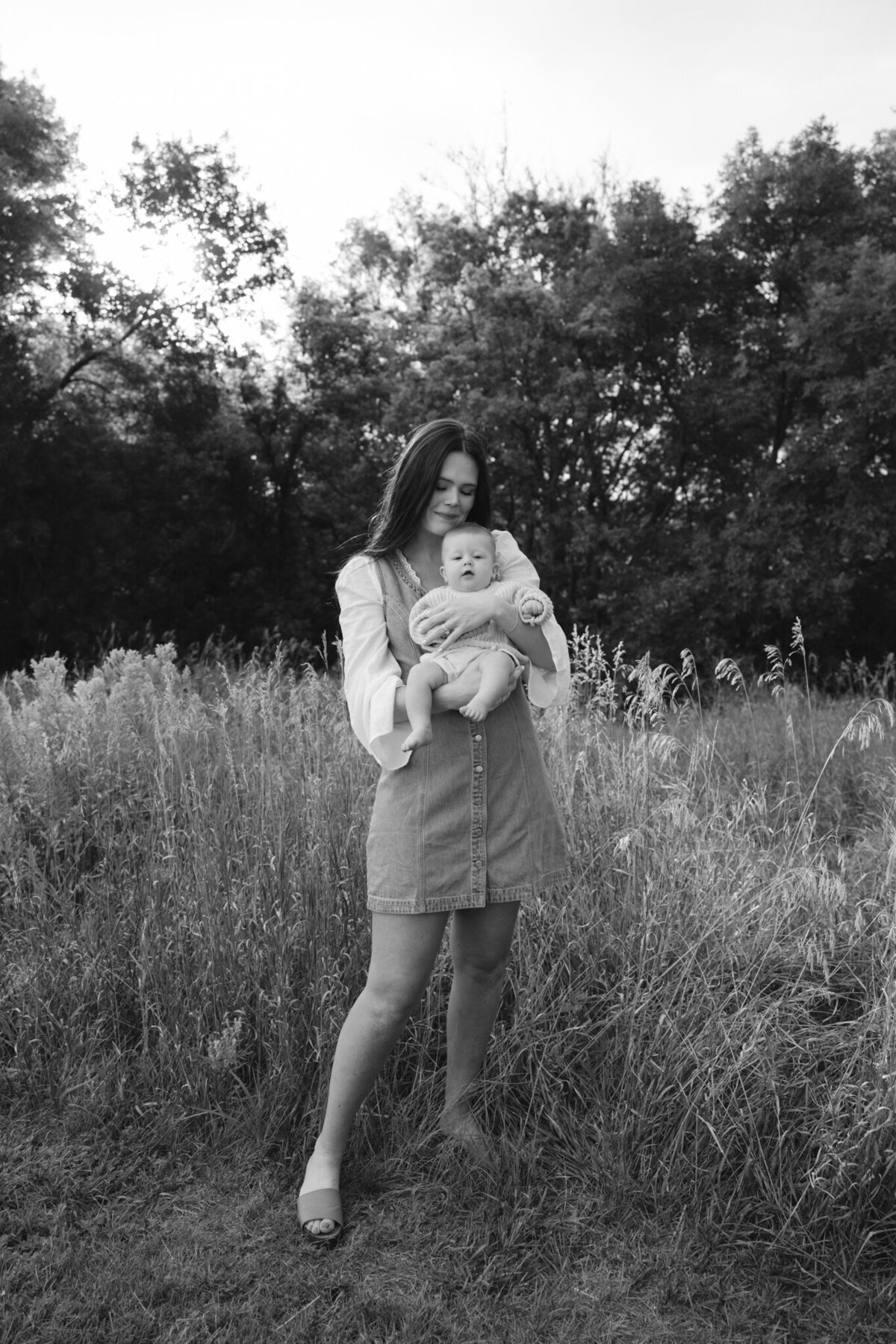 Sioux Falls Family Photographer, Good Earth State Park, RCC Photography, Field Family Photos-21