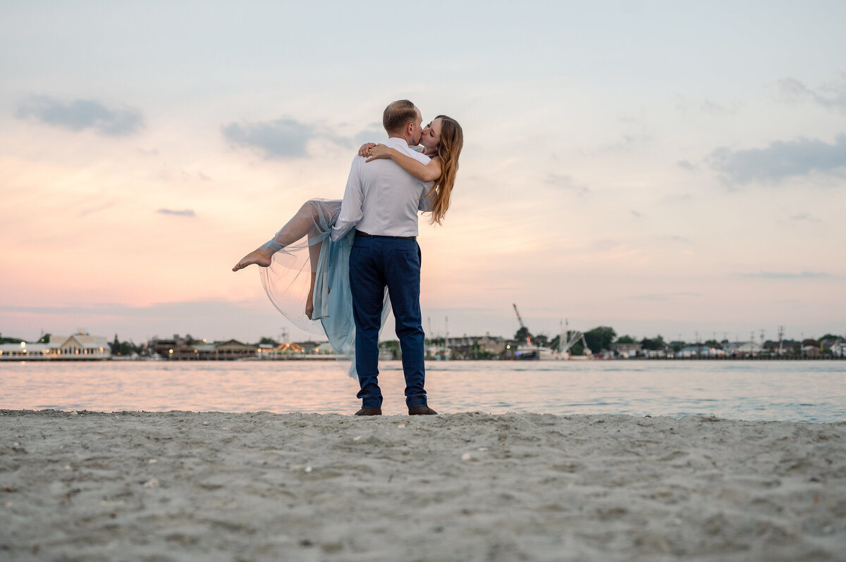 New Jersey Wedding Photographers	Manasquan, NJ	Fisherman's Cove Conservation Area Doggy Beach	Engagement Session	Late Summer September 	Elegant Luxury Artistic Modern Editorial Light and Airy Natural Chic Stylish Timeless Classy Classic Romantic Couture Fine Art Experienced Professional Love Couples Emotional Genuine Authentic Real Fashion Fairy Tale Dream Lovers Jersey Shore Intimate	Engagement Session Photos Portraits Image 45