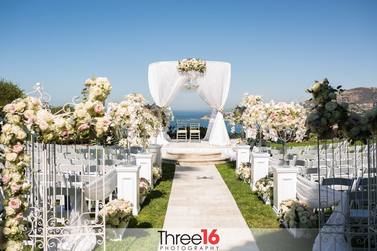 A Ritz-Carlton Laguna Beach Wedding Ceremony Setup