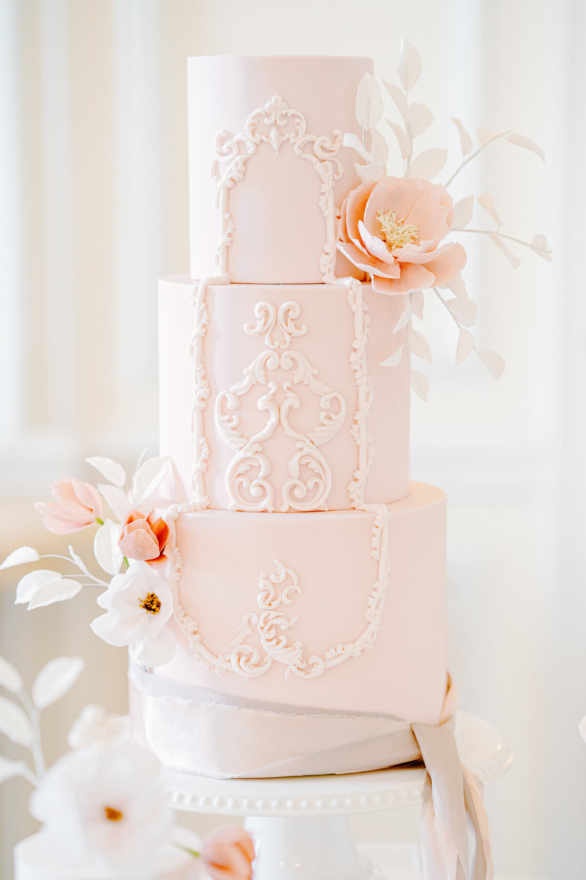Wedding at Château de Santeny photographed by Lake Como Wedding photographer