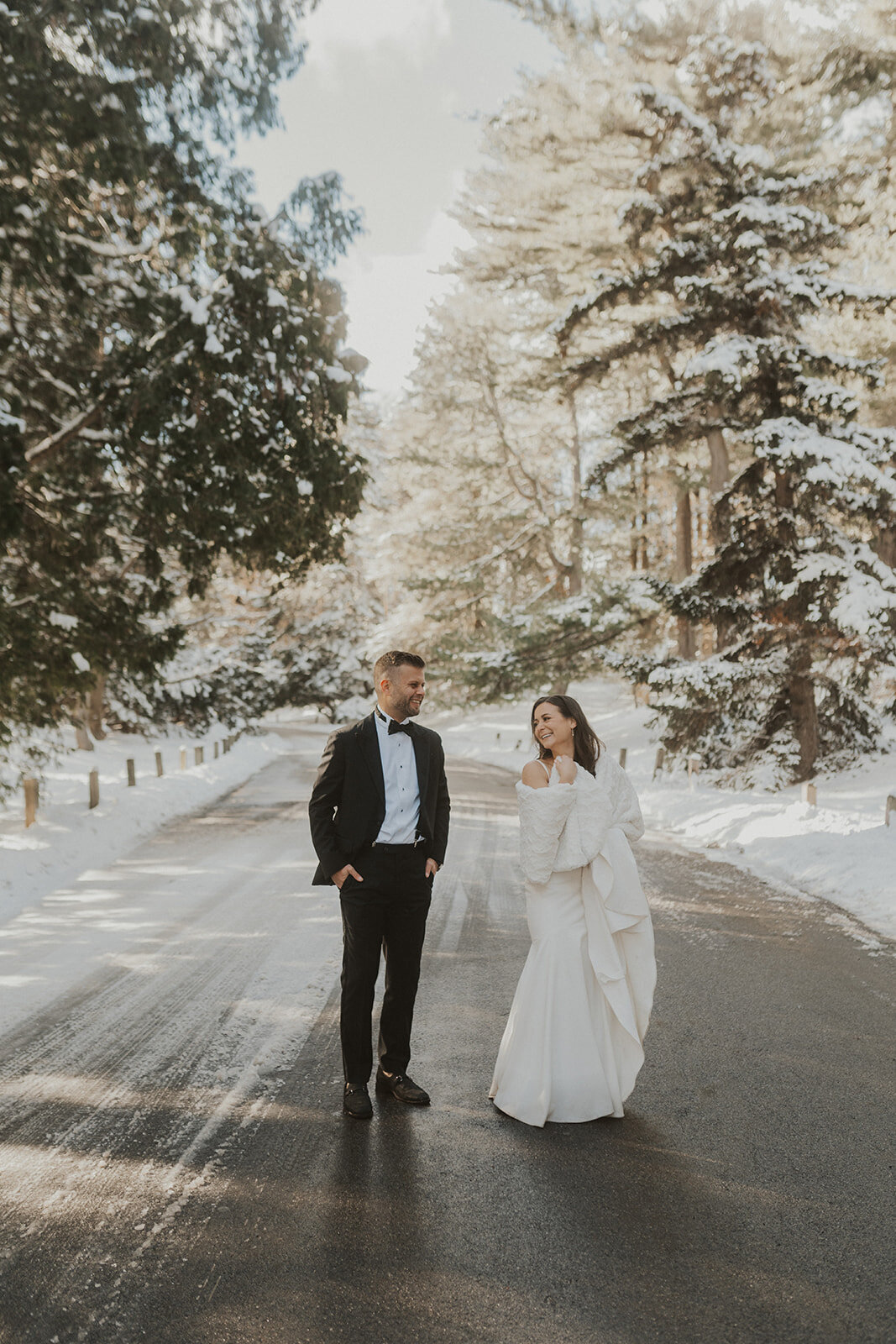 Loraleah Marie Photography | The Highland Rochester NY | Wedding | NYE WEDDING | HIGHLAND PARK | travel photographer-227