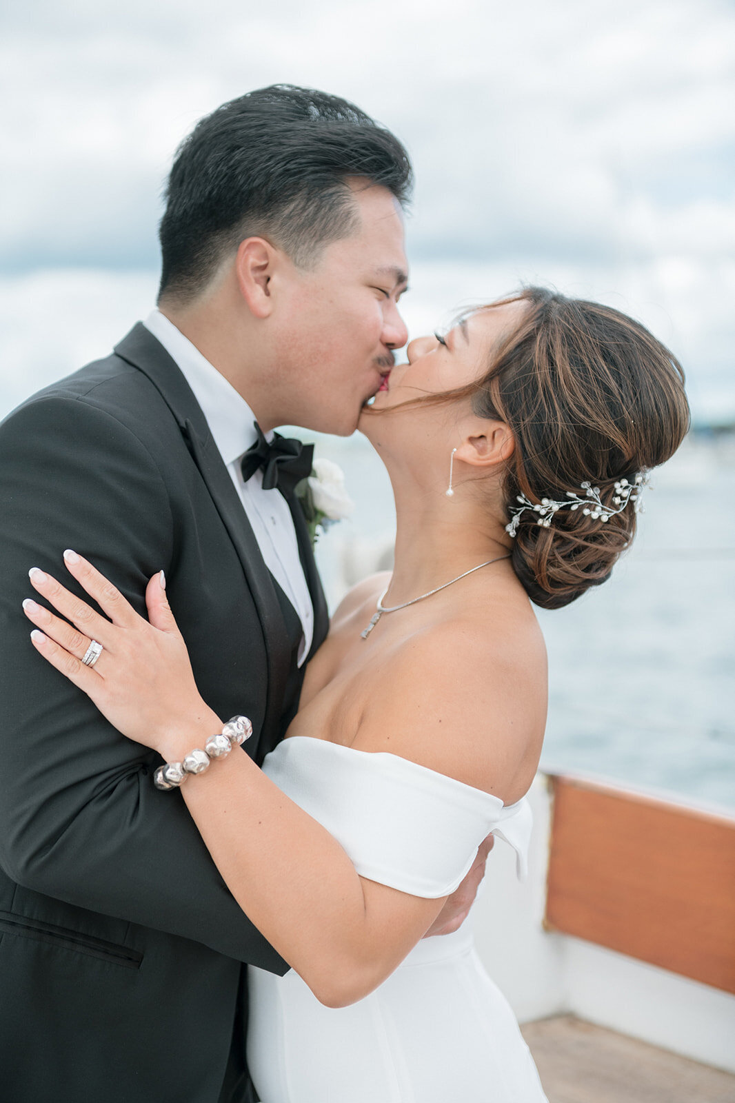 Elopement_Sailboat_Wedding_Newport_RIHBP_1610219CHilaryBPhotography