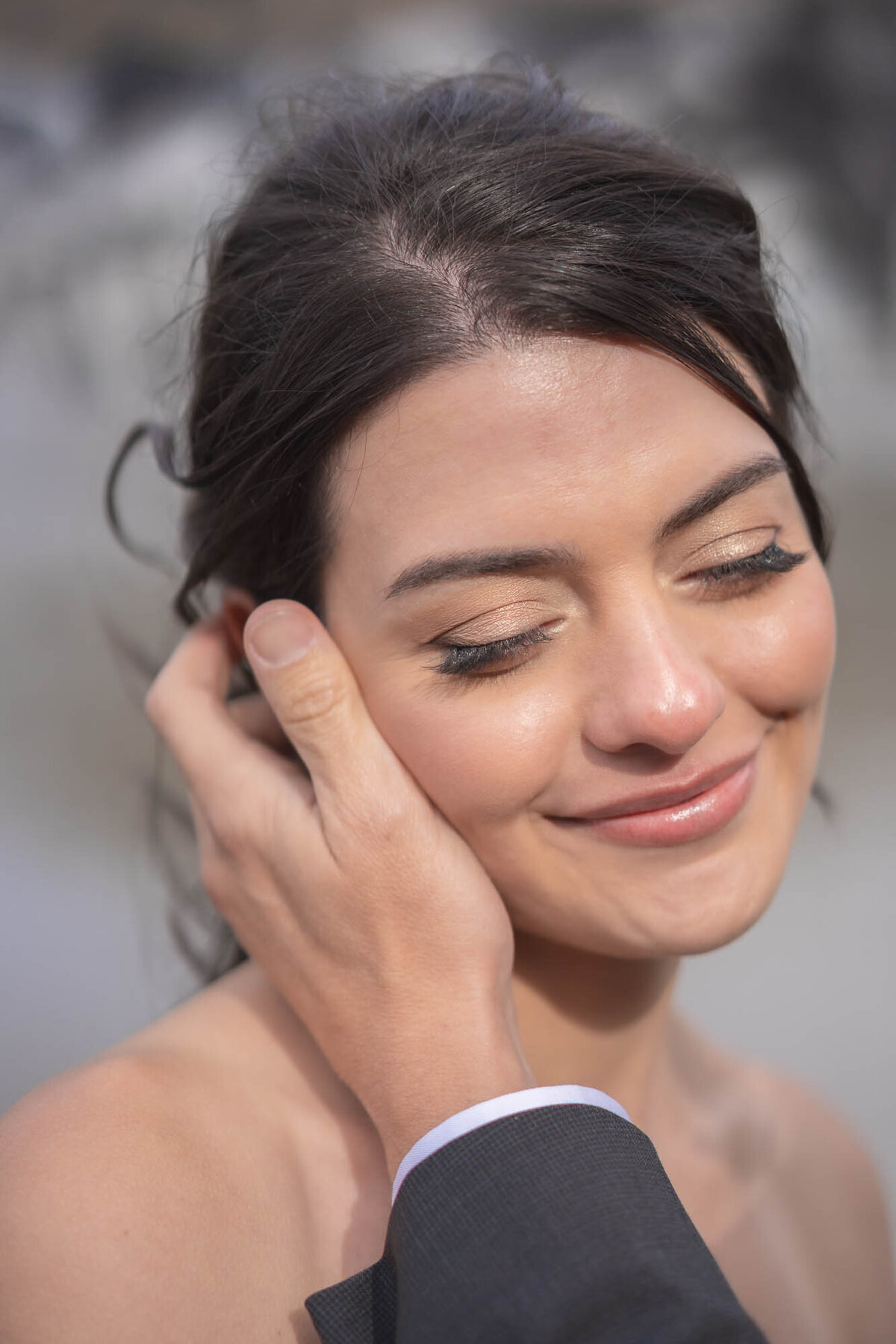 bride-closeup-smiling