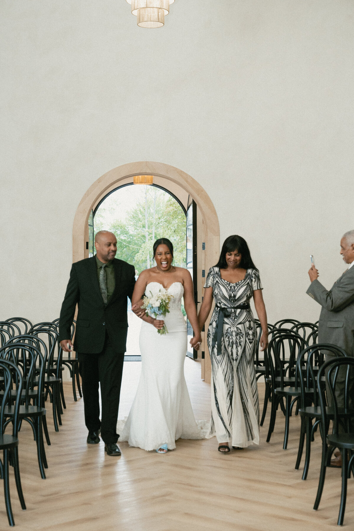 joey & alyse wedding photos - lizarrietaphotography-230