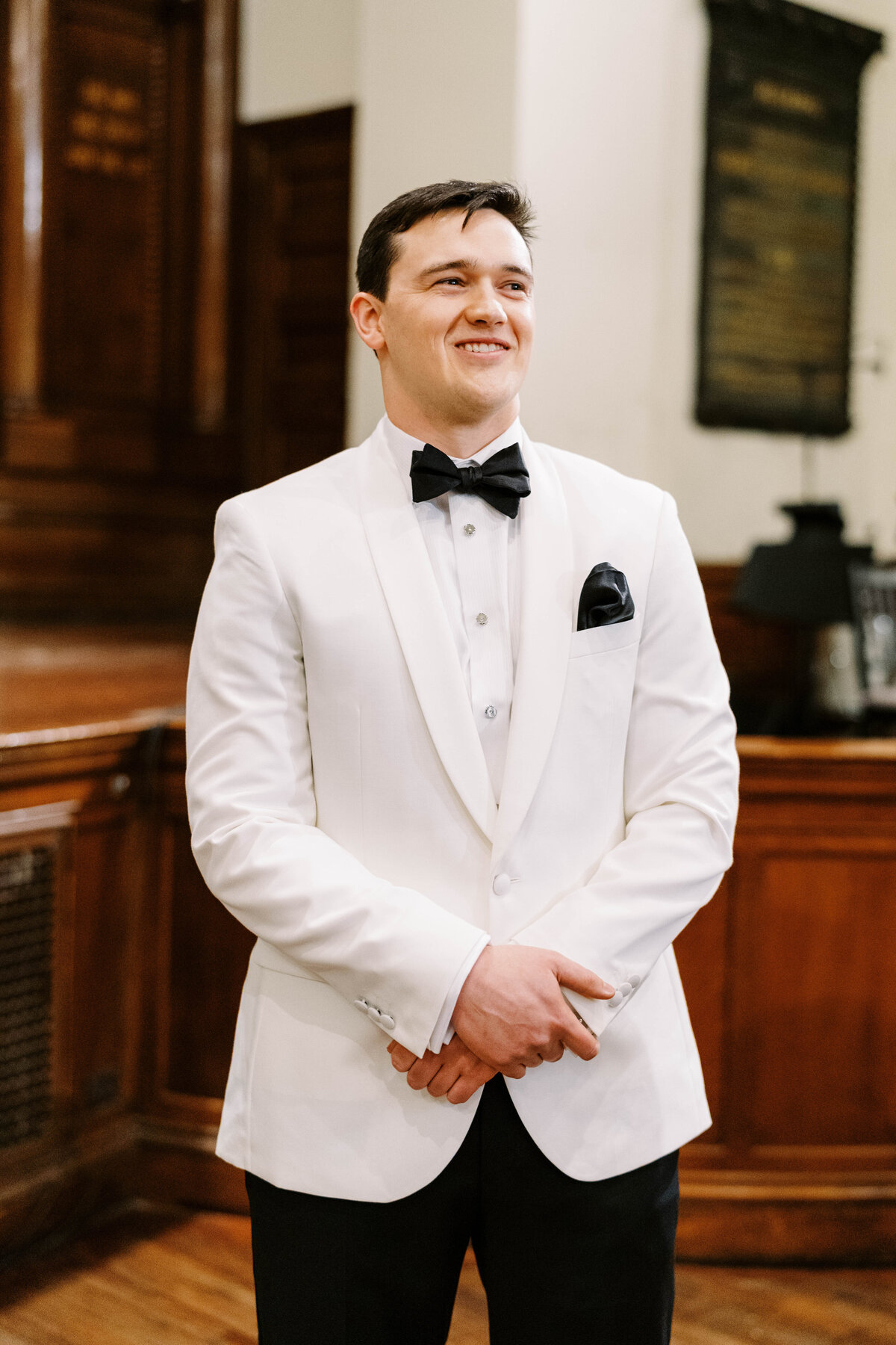 cairnwood-estate-spring-wedding-philadelphia-photographer-Ceremony_013