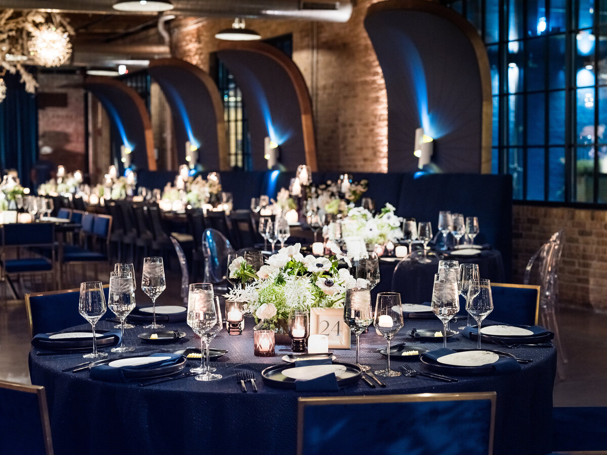 Liz & Jordan Carolyn Flueckiger CF Fine Events Chicago Wedding Planner Kent Drake Photography Morgan Manufacturing